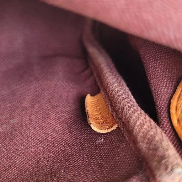 LOUIS VUITTON Favorite MM Monogram Bag - Picture 12 of 16